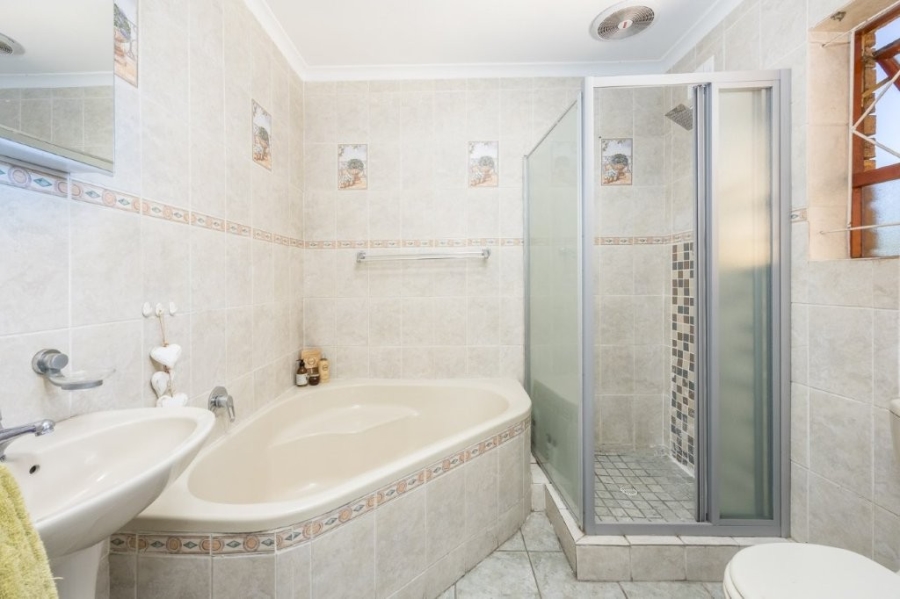 3 Bedroom Property for Sale in Soneike Western Cape